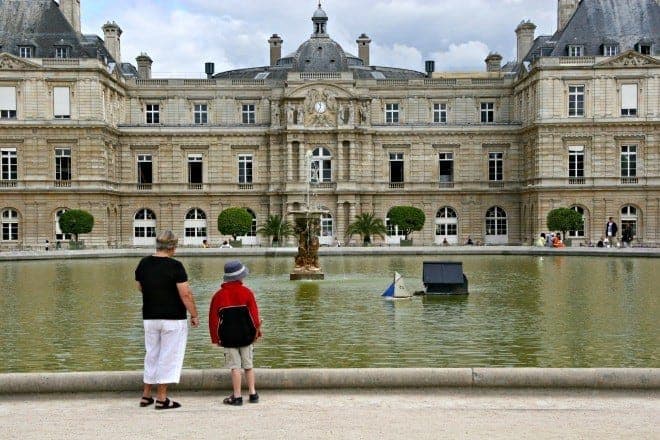 Paris may be for lovers, but it's also for kids & families. Jardin du Luxembourg is the perfect place to spend a day punting boats or enjoying the gardens. (via thetravellingmom.ca)